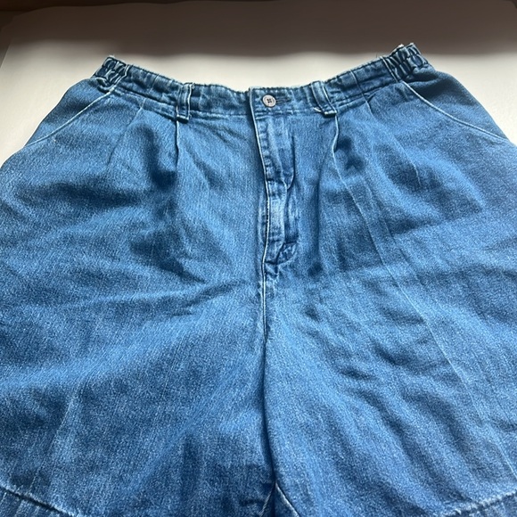 Vintage Lee 100% Cotton Super Highrise Pleated Denim Bermuda Short Sz14VTG=8-10 - Picture 2 of 10